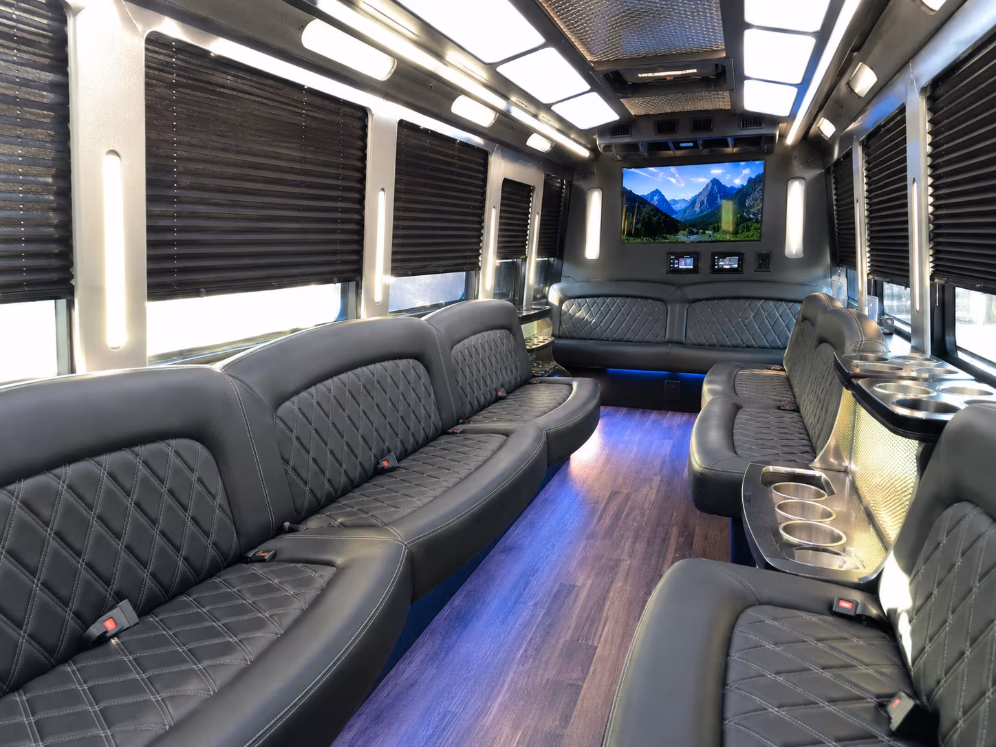 Bakersfield Birthday, Sweet 16, & Quinceañera Transportation party bus interior