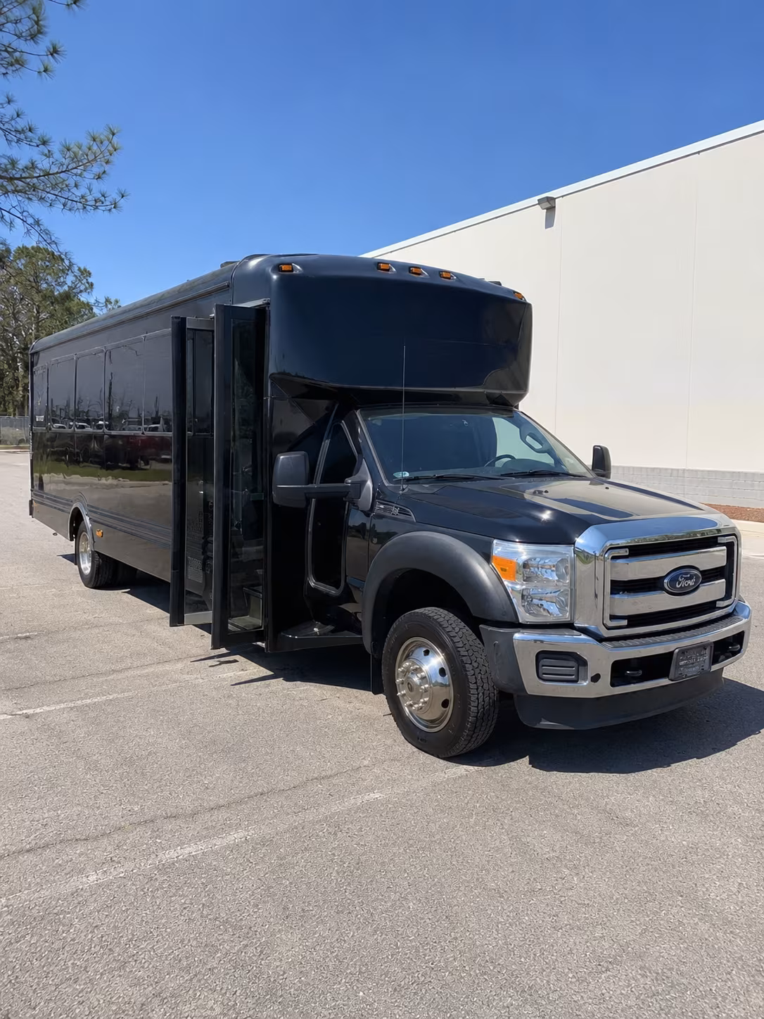 Bakersfield Birthday, Sweet 16, & Quinceañera Transportation route planning