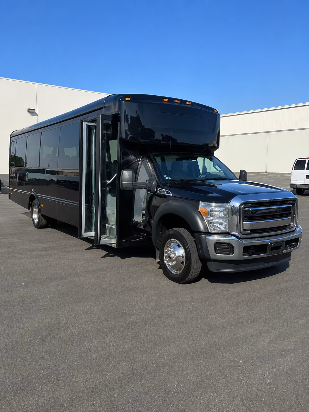 Bakersfield Concert & Music Festival Transportation group transportation