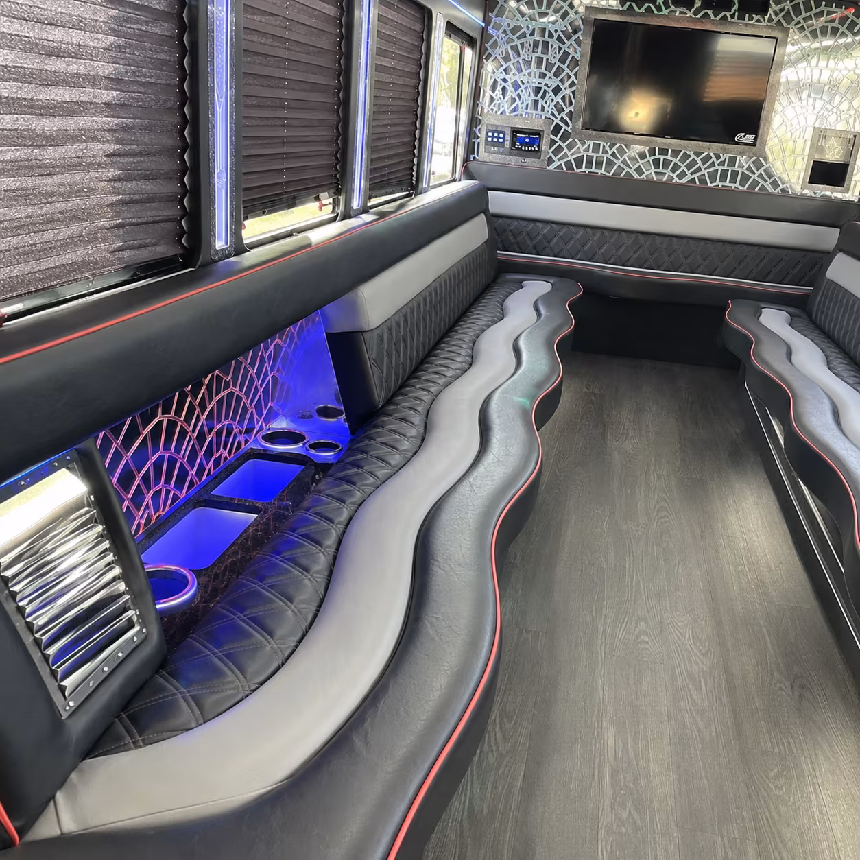 Bakersfield Winery Tour & Pub Crawl Transportation party bus exterior