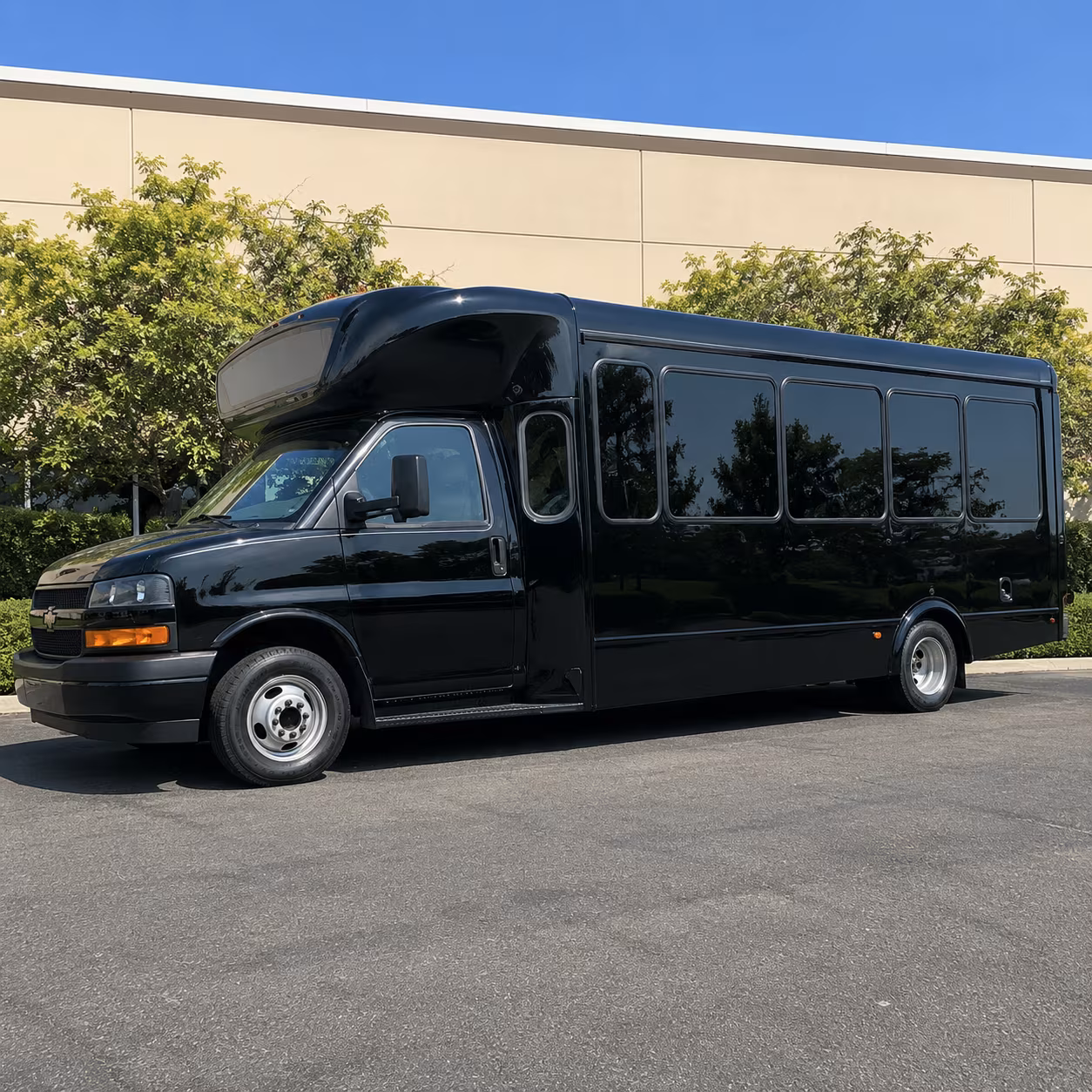Burbank Homecoming & Prom Party Bus Rentals
