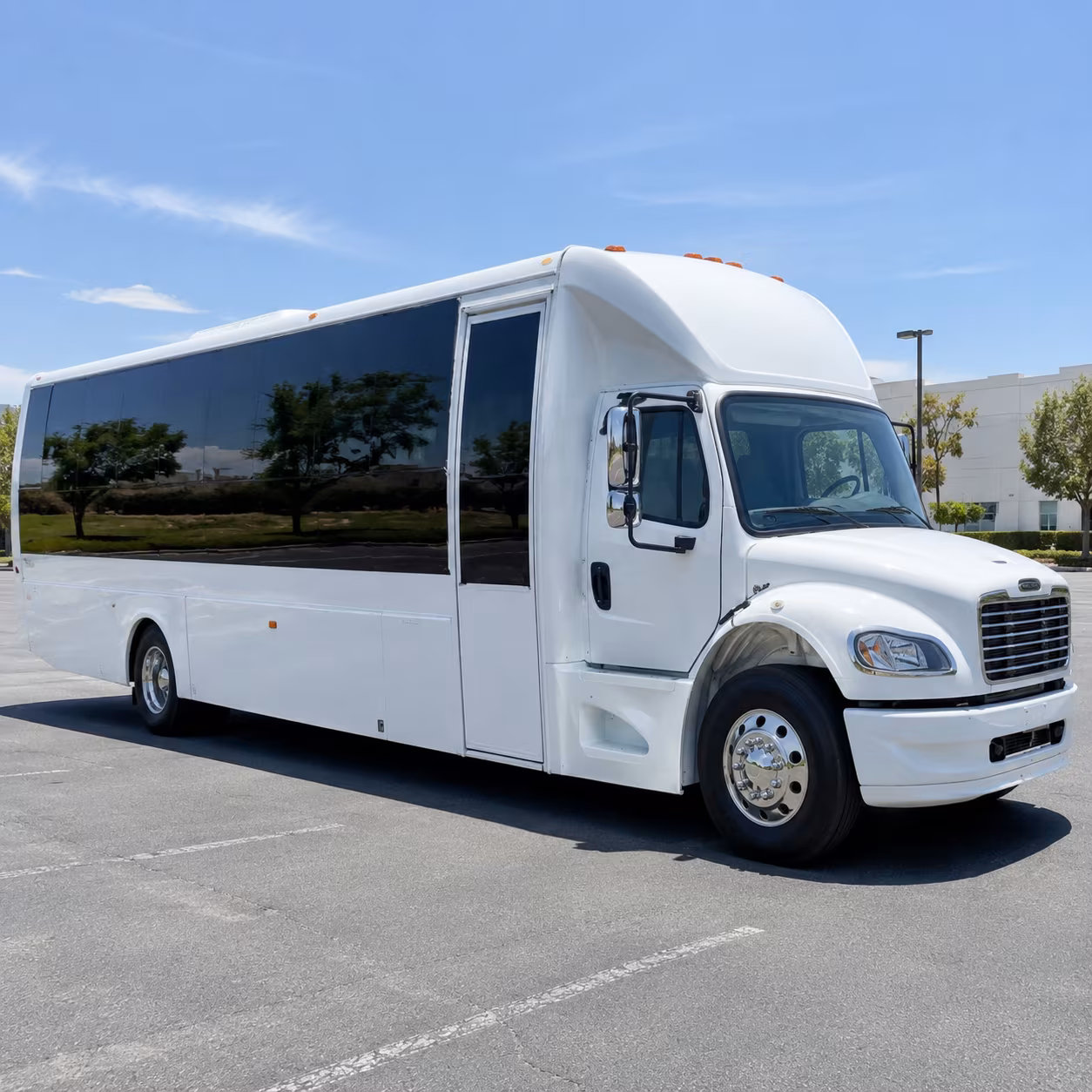 Oxnard Birthday, Sweet 16, & Quinceañera Party Bus Rentals