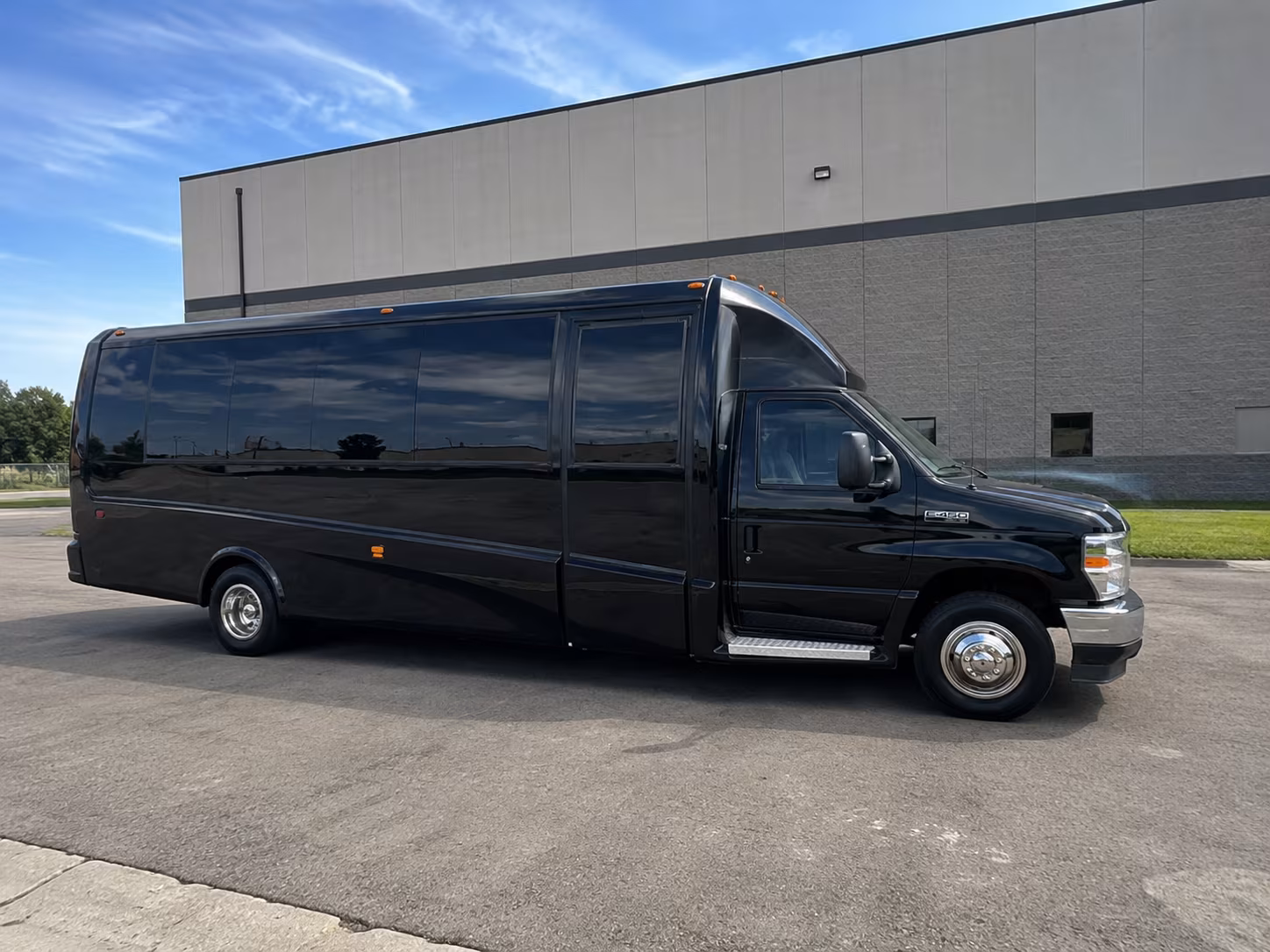 Palmdale Airport Shuttles & Transportation