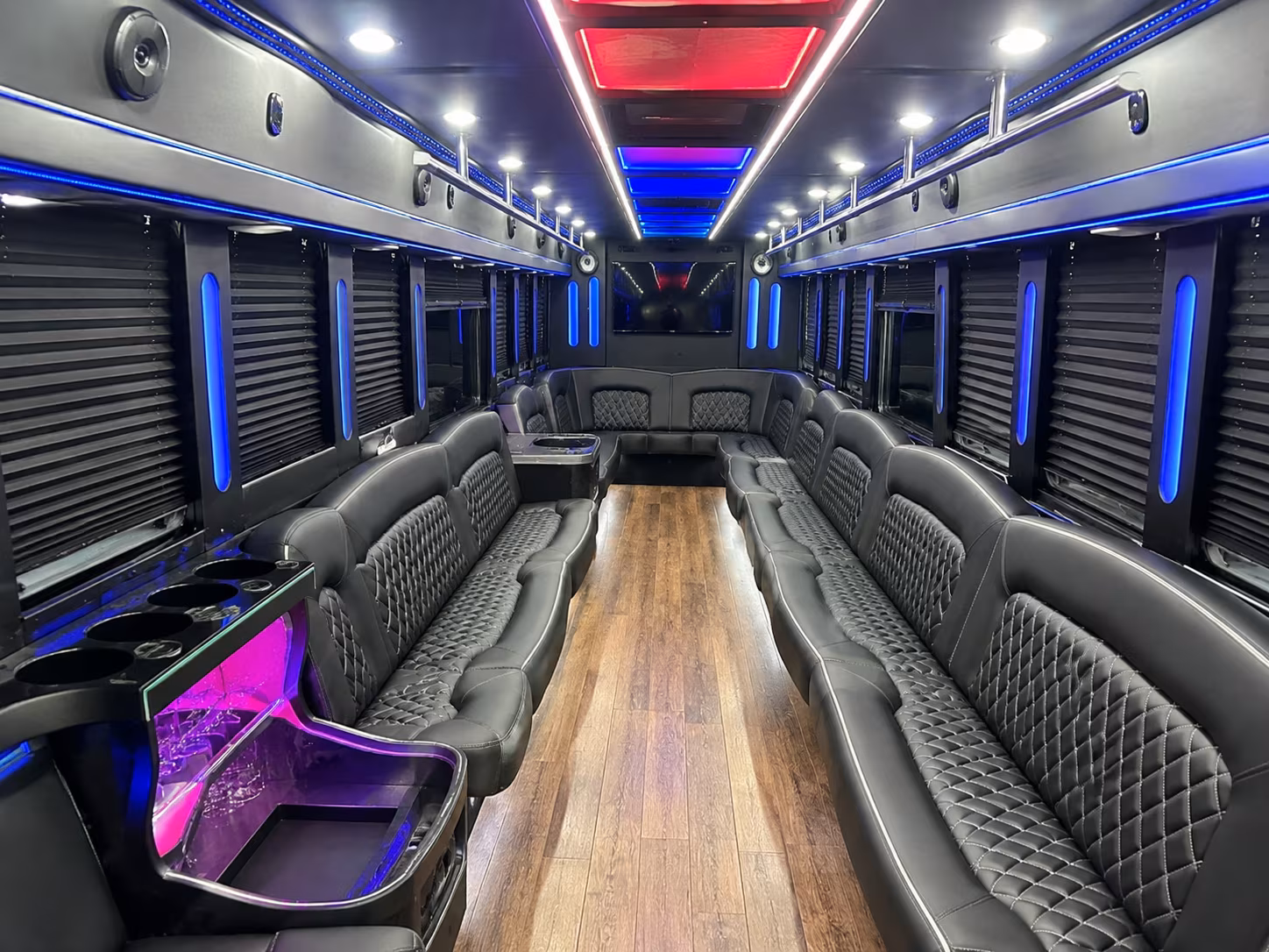 Thousand Oaks Winery Tour & Pub Crawl Transportation